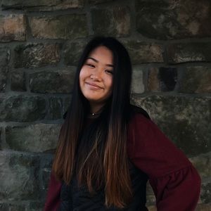 Meet your Posher, Chloe